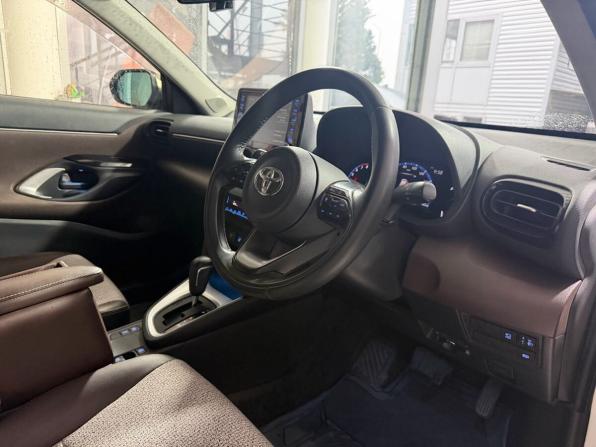 Toyota Yaris Cross I с пробегом 2021 года, цена 1 990 000 рублей, 93082 км, внедорожник, Автокод Объявления