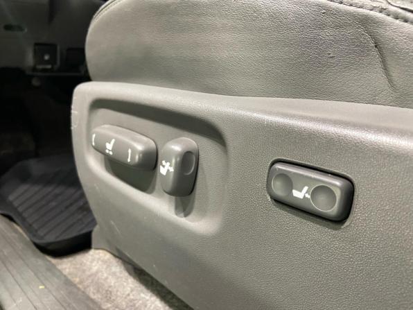 Toyota Land Cruiser Prado 120 Series Рестайлинг с пробегом 2008 года, цена 2 230 000 рублей, 199054 км, внедорожник, Автокод Объявления