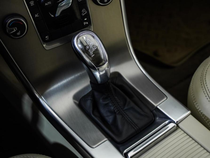 Volvo XC60 I Санкт-Петербург  - изображение 17