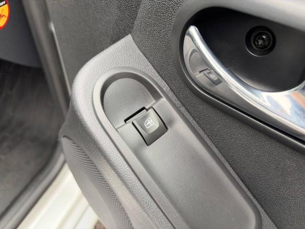 Nissan Terrano III (D10) с пробегом 2018 года, цена 1 265 000 рублей, 137000 км, внедорожник, Автокод Объявления