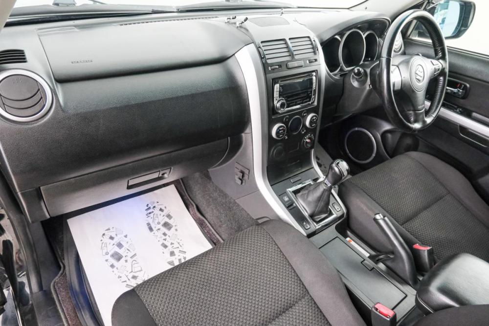 Suzuki Escudo III Красноярск  - изображение 13