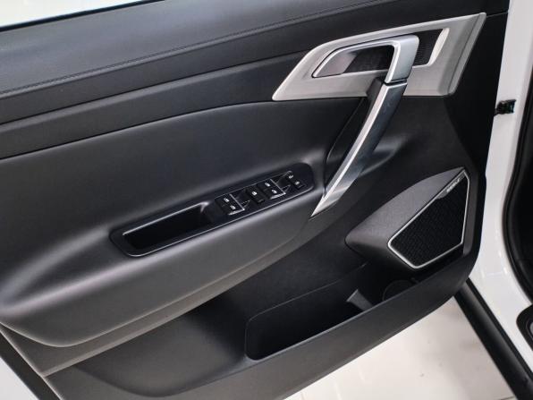 Geely Atlas I с пробегом 2021 года, цена 1 736 000 рублей, 61987 км, внедорожник, Автокод Объявления