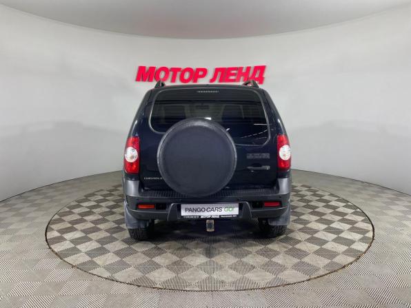 Chevrolet Niva I Рестайлинг с пробегом 2018 года, цена 779 000 рублей, 96209 км, внедорожник, Автокод Объявления
