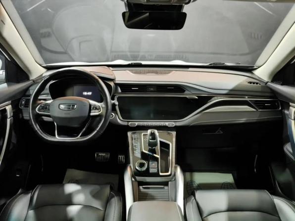 Geely Atlas Pro с пробегом 2022 года, цена 2 080 000 рублей, 41504 км, внедорожник, Автокод Объявления