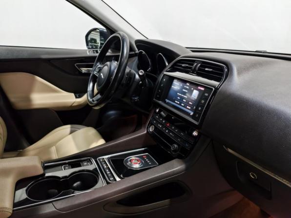 Jaguar F-Pace I с пробегом 2016 года, цена 2 332 000 рублей, 141823 км, внедорожник, Автокод Объявления