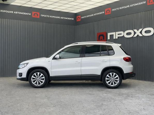 Volkswagen Tiguan I Рестайлинг с пробегом 2016 года, цена 1 550 000 рублей, 155217 км, внедорожник, Автокод Объявления