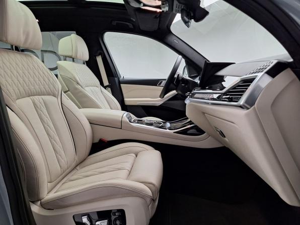 BMW X7 I (G07) Рестайлинг с пробегом 2024 года, цена 14 570 000 рублей, 19000 км, внедорожник, Автокод Объявления