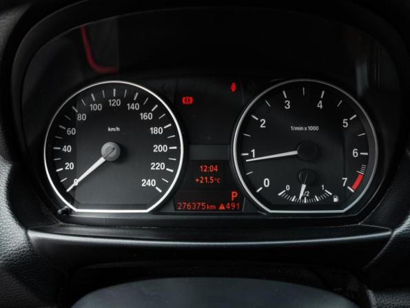 BMW 1 серии I (E81/E82/E87/E88) Рестайлинг с пробегом 2009 года, цена 743 000 рублей, 276375 км, хэтчбек, Автокод Объявления