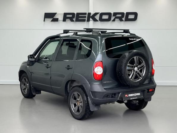 Chevrolet Niva I Рестайлинг с пробегом 2019 года, цена 799 000 рублей, 107904 км, внедорожник, Автокод Объявления