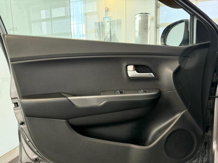 Kia Rio III Рестайлинг Подольск  - изображение 11