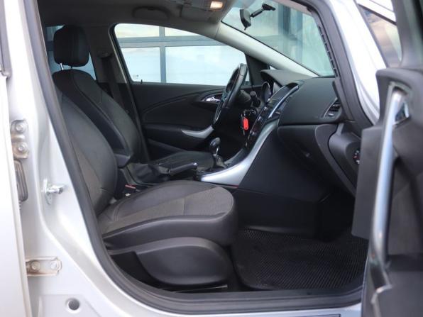 Opel Astra J с пробегом 2011 года, цена 657 000 рублей, 162000 км, хэтчбек, Автокод Объявления