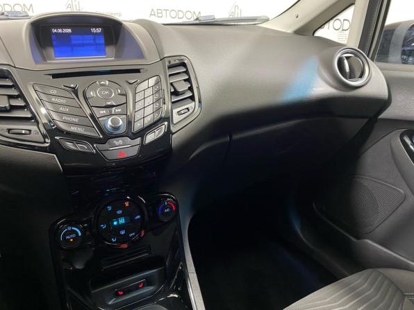 Ford Fiesta Mk6 Рестайлинг с пробегом 2016 года, цена 829 000 рублей, 134784 км, хэтчбек, Автокод Объявления