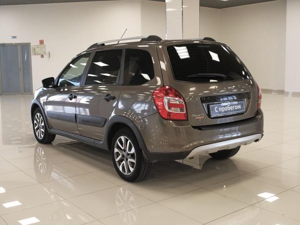 Lada (ВАЗ) Granta I Рестайлинг с пробегом 2021 года, цена 855 000 рублей, 85740 км, универсал, Автокод Объявления