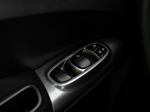 Nissan Juke I Рестайлинг с пробегом 2017 года, цена 1 560 000 рублей, 55751 км, внедорожник, Автокод Объявления