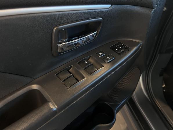 Mitsubishi ASX I с пробегом 2012 года, цена 925 000 рублей, 203824 км, внедорожник, Автокод Объявления