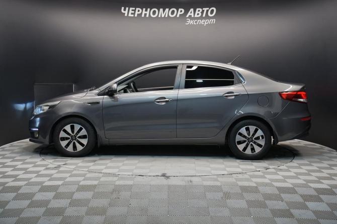 Kia Rio III Рестайлинг с пробегом 2016 года, цена 1 355 000 рублей, 100008 км, седан, Автокод Объявления
