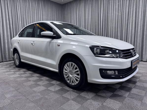 Volkswagen Polo V Рестайлинг с пробегом 2016 года, цена 1 049 000 рублей, 92211 км, седан, Автокод Объявления
