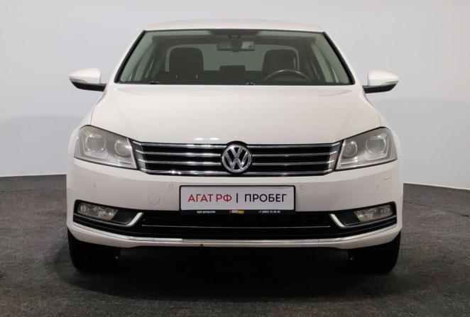 Volkswagen Passat B7 с пробегом 2012 года, цена 1 090 000 рублей, 223073 км, седан, Автокод Объявления