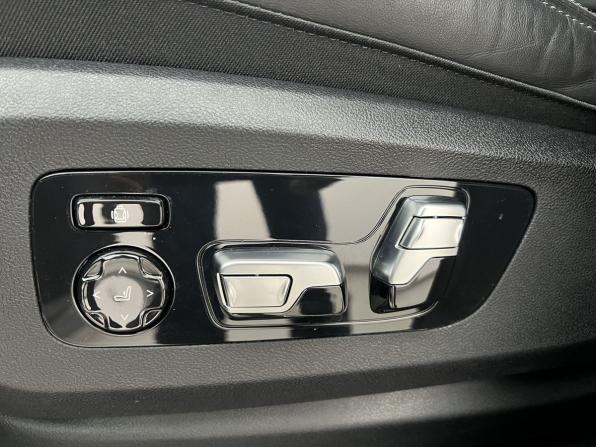 BMW X7 I (G07) Рестайлинг с пробегом 2024 года, цена 12 350 000 рублей, 51292 км, внедорожник, Автокод Объявления