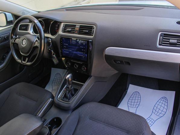 Volkswagen Jetta VI Рестайлинг с пробегом 2017 года, цена 1 331 800 рублей, 128000 км, седан, Автокод Объявления