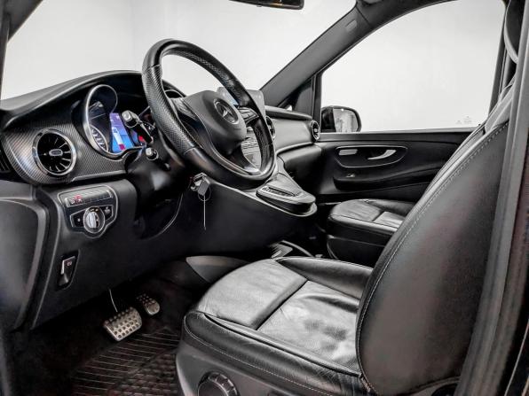 Mercedes-Benz Vito III (W447) Рестайлинг с пробегом 2021 года, цена 6 850 000 рублей, 63064 км, минивэн, Автокод Объявления