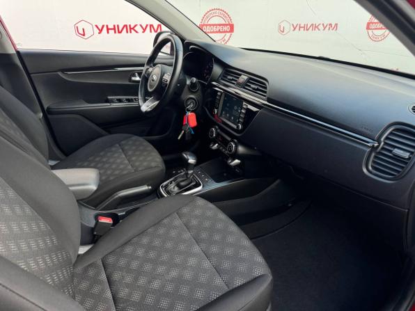 Kia Rio IV с пробегом 2019 года, цена 1 399 000 рублей, 179222 км, хэтчбек, Автокод Объявления