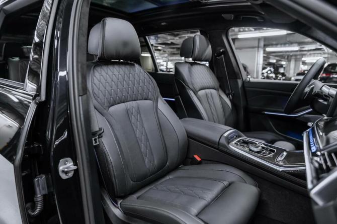 Новый BMW X7 I (G07) Рестайлинг 2026 года, цена 17 600 000 рублей, внедорожник, Автокод Объявления