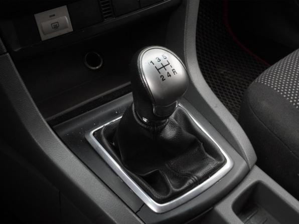 Ford Focus II Рестайлинг с пробегом 2010 года, цена 330 000 рублей, 267011 км, седан, Автокод Объявления
