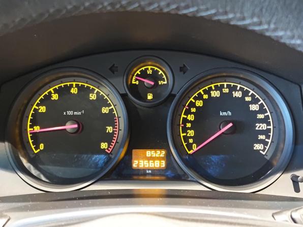 Opel Astra H Рестайлинг с пробегом 2013 года, цена 450 000 рублей, 235681 км, хэтчбек, Автокод Объявления