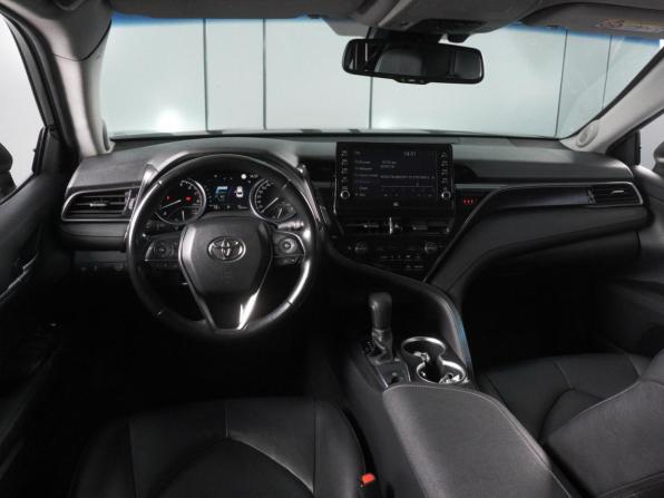Toyota Camry VIII (XV70) Рестайлинг с пробегом 2021 года, цена 3 099 000 рублей, 126676 км, седан, Автокод Объявления