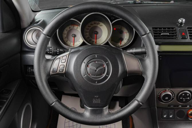 Mazda 3 I (BK) Рестайлинг с пробегом 2007 года, цена 529 000 рублей, 234000 км, седан, Автокод Объявления