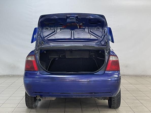 Ford Focus I Рестайлинг (North America) с пробегом 2004 года, цена 234 000 рублей, 178000 км, седан, Автокод Объявления