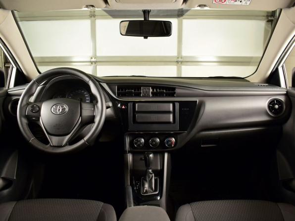Toyota Corolla XI (E160 E170 E180) Рестайлинг 1 с пробегом 2017 года, цена 1 399 999 рублей, 171769 км, седан, Автокод Объявления