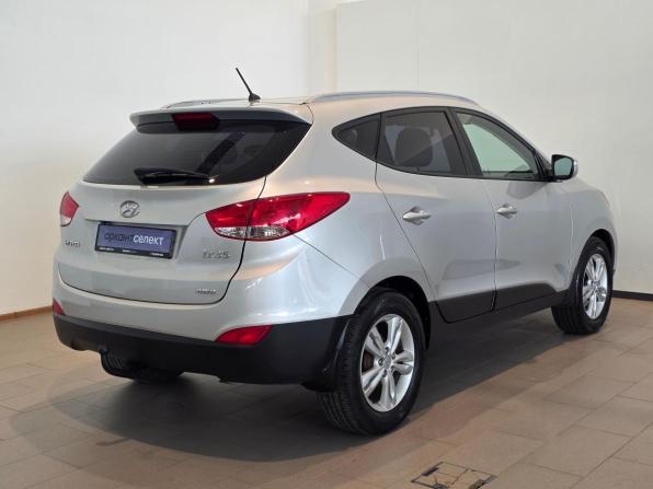Hyundai ix35 I с пробегом 2010 года, цена 1 330 000 рублей, 113903 км, внедорожник, Автокод Объявления