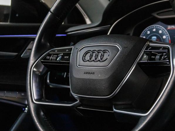 Audi A6 V (C8) с пробегом 2018 года, цена 3 399 000 рублей, 142901 км, седан, Автокод Объявления