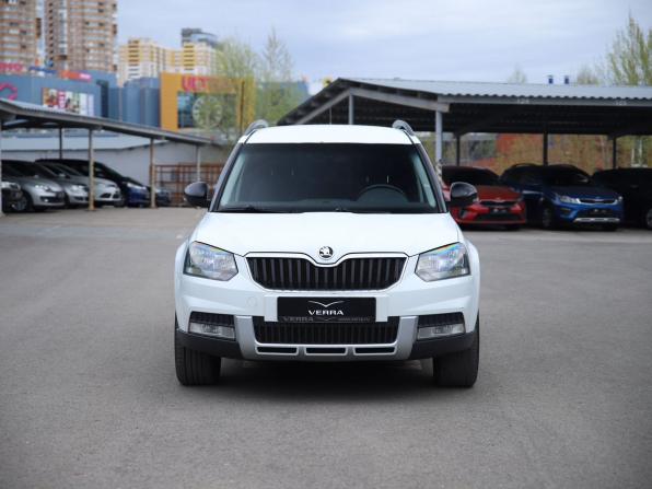 Skoda Yeti I Рестайлинг с пробегом 2017 года, цена 1 270 000 рублей, 182915 км, внедорожник, Автокод Объявления