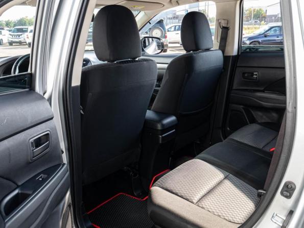 Mitsubishi Outlander III Рестайлинг 2 с пробегом 2015 года, цена 1 590 000 рублей, 151884 км, внедорожник, Автокод Объявления
