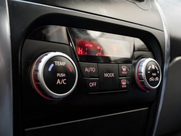 Suzuki SX4 I (Classic) Рестайлинг с пробегом 2012 года, цена 810 000 рублей, 125630 км, хэтчбек, Автокод Объявления