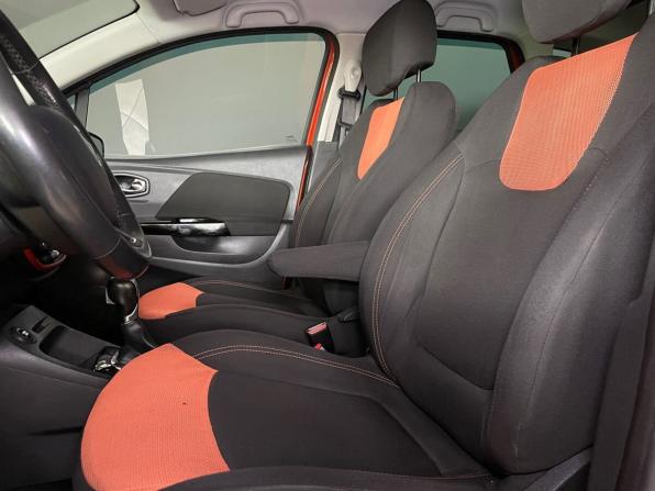 Renault Kaptur I с пробегом 2016 года, цена 1 249 000 рублей, 217920 км, внедорожник, Автокод Объявления