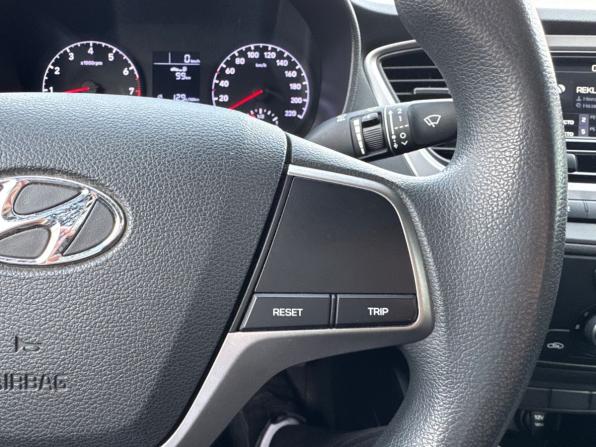 Hyundai Solaris II с пробегом 2018 года, цена 1 250 000 рублей, 127110 км, седан, Автокод Объявления