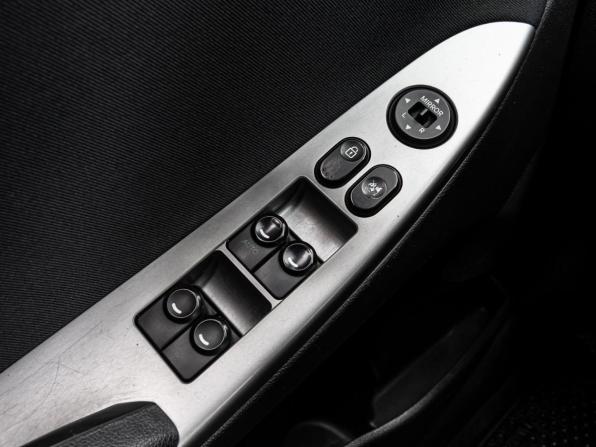 Hyundai Solaris I Рестайлинг с пробегом 2015 года, цена 1 099 000 рублей, 154950 км, седан, Автокод Объявления