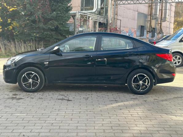 Hyundai Solaris I с пробегом 2012 года, цена 757 000 рублей, 102000 км, седан, Автокод Объявления
