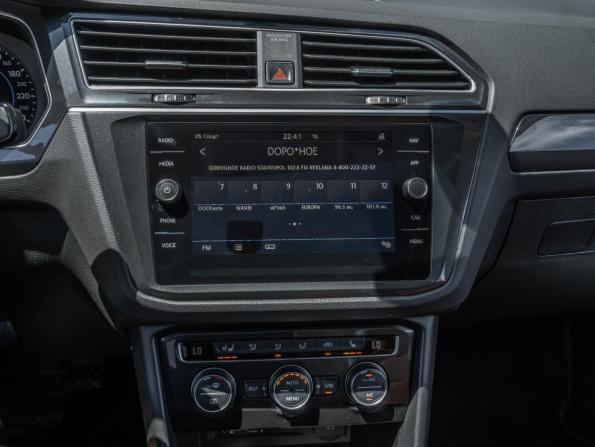 Volkswagen Tiguan II с пробегом 2017 года, цена 2 445 200 рублей, 162524 км, внедорожник, Автокод Объявления