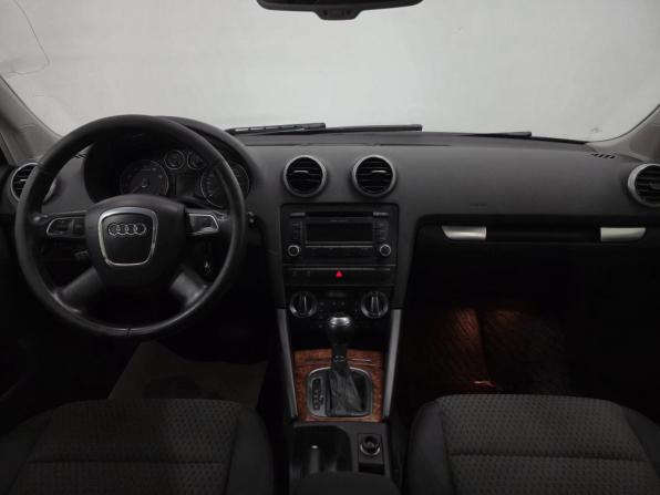 Audi A3 II (8P) Рестайлинг 2 с пробегом 2011 года, цена 850 000 рублей, 285583 км, хэтчбек, Автокод Объявления