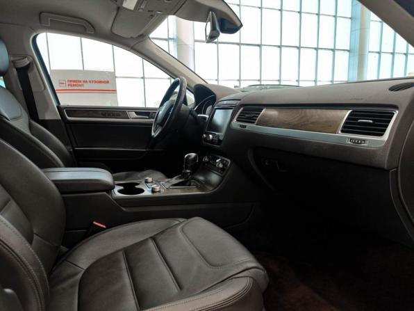 Volkswagen Touareg II Рестайлинг с пробегом 2016 года, цена 2 850 000 рублей, 172005 км, внедорожник, Автокод Объявления