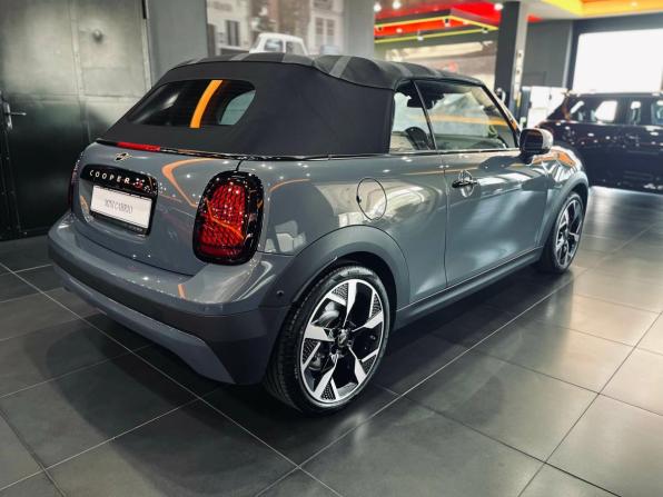 Mini Cabrio IV с пробегом 2025 года, цена 6 790 000 рублей, 756 км, кабриолет, Автокод Объявления