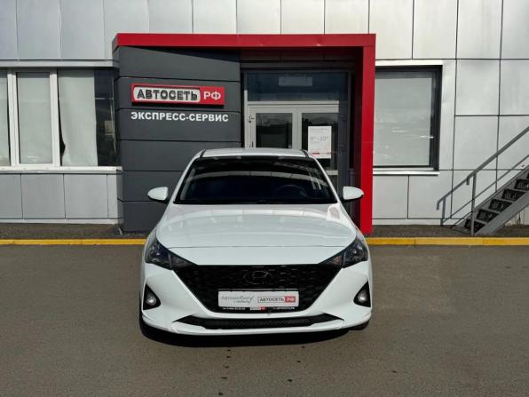 Hyundai Solaris II Рестайлинг с пробегом 2020 года, цена 1 406 381 рубль, 79967 км, седан, Автокод Объявления