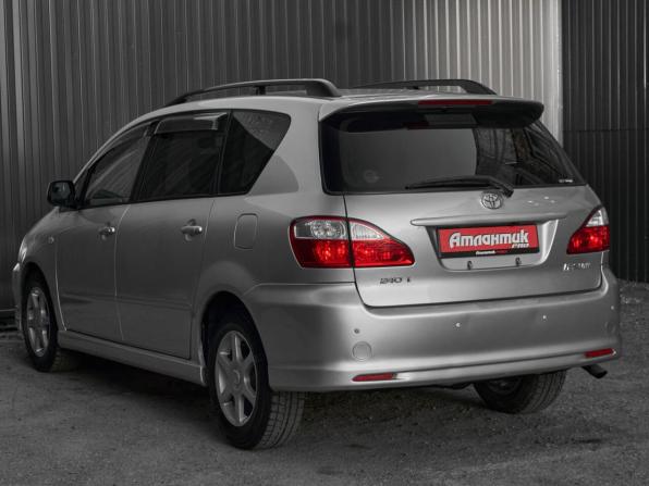 Toyota Ipsum II (M20) Рестайлинг с пробегом 2005 года, цена 900 000 рублей, 150422 км, минивэн, Автокод Объявления