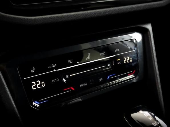 Volkswagen Tiguan II Рестайлинг с пробегом 2021 года, цена 3 110 000 рублей, 55235 км, внедорожник, Автокод Объявления