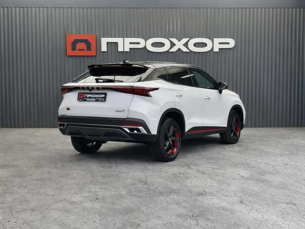 Omoda C5 I с пробегом 2022 года, цена 1 577 000 рублей, 90290 км, внедорожник, Автокод Объявления